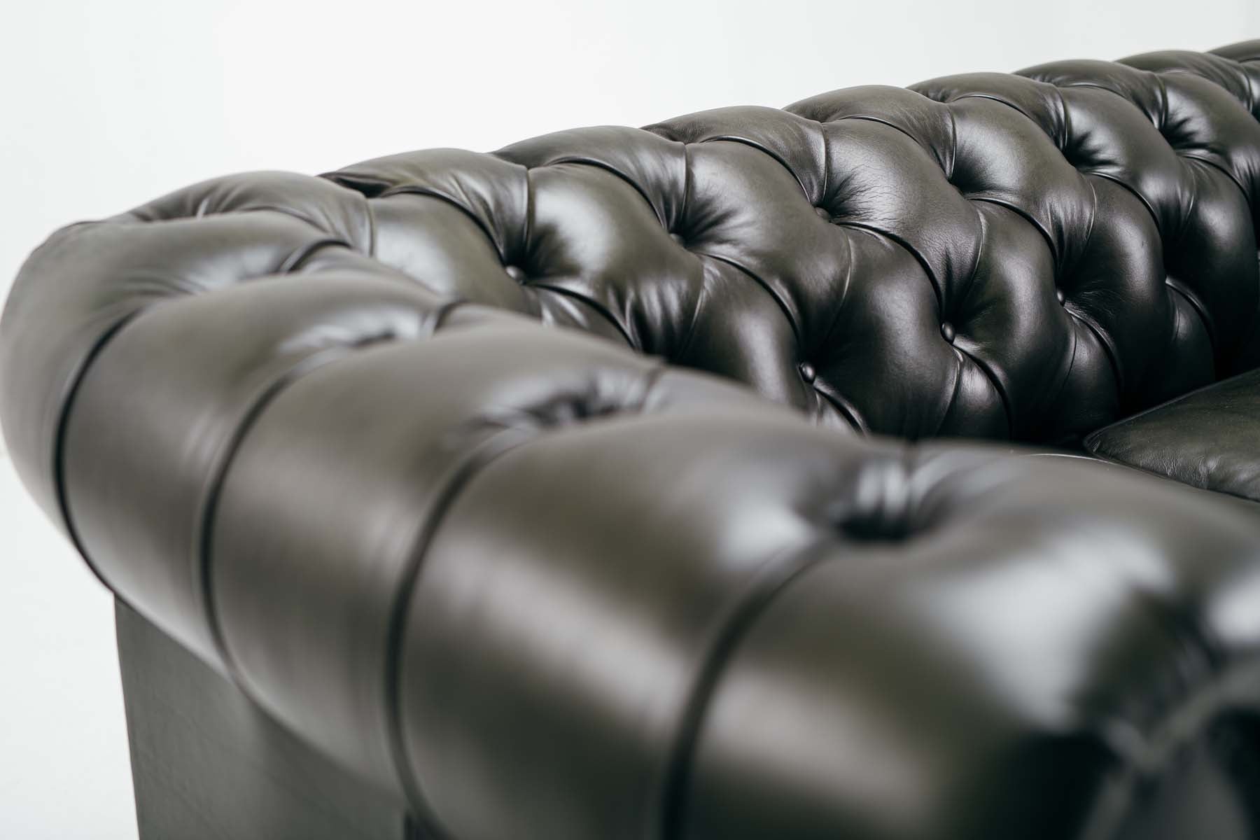 Chesterfield Fleming leather sofa
