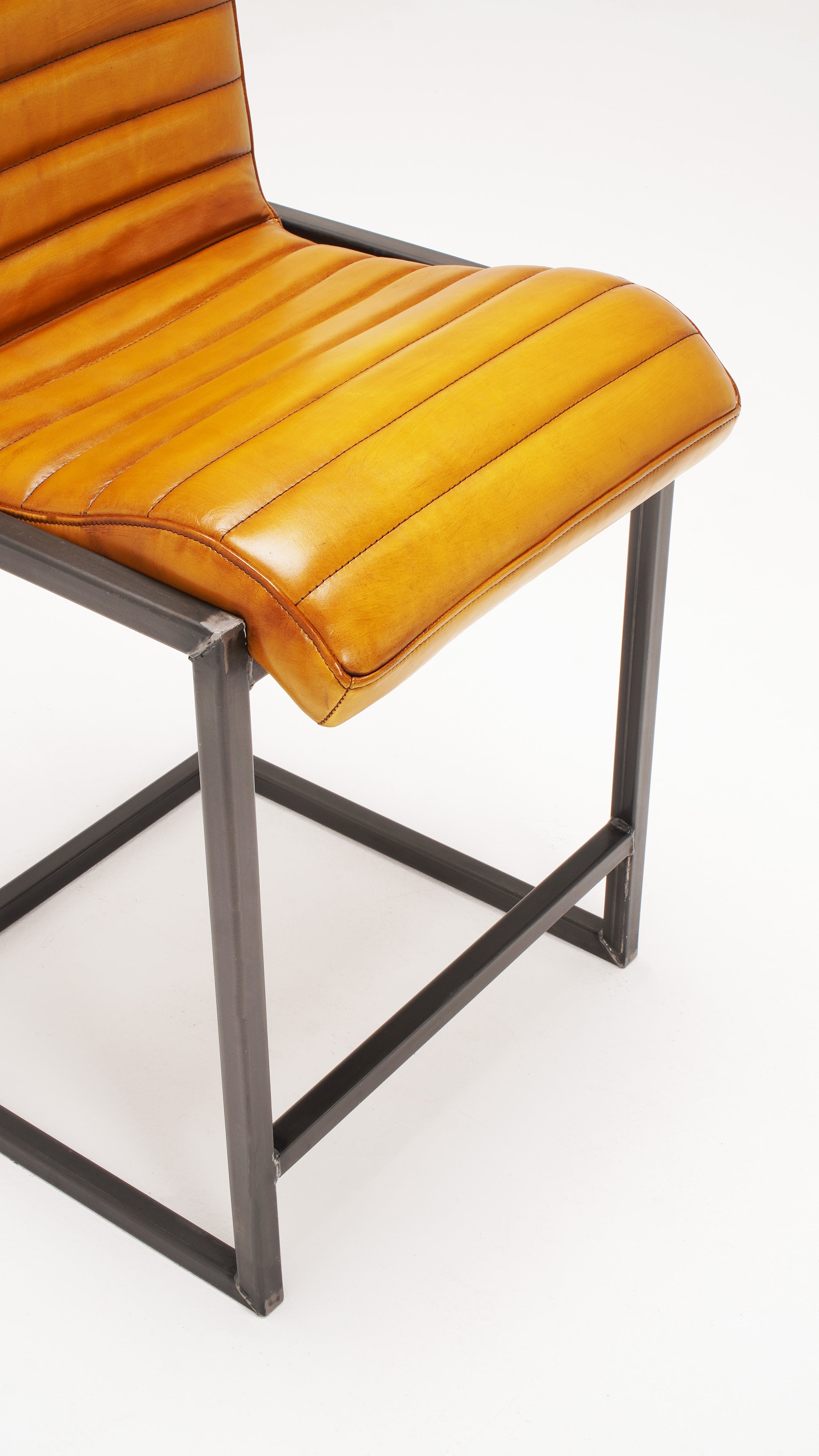 Nomad leather Ribbed barstool I