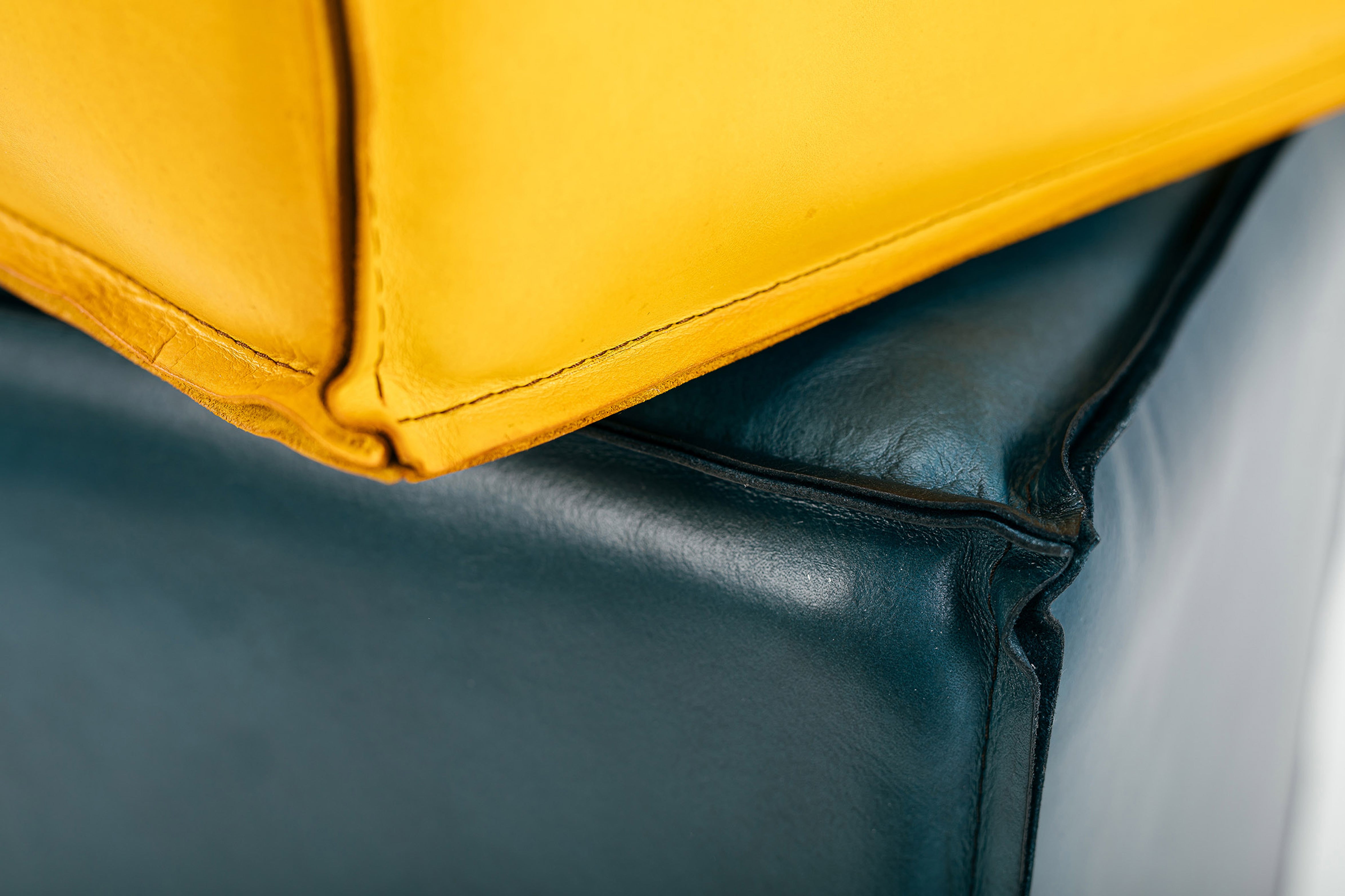 Taburet Qubic din piele