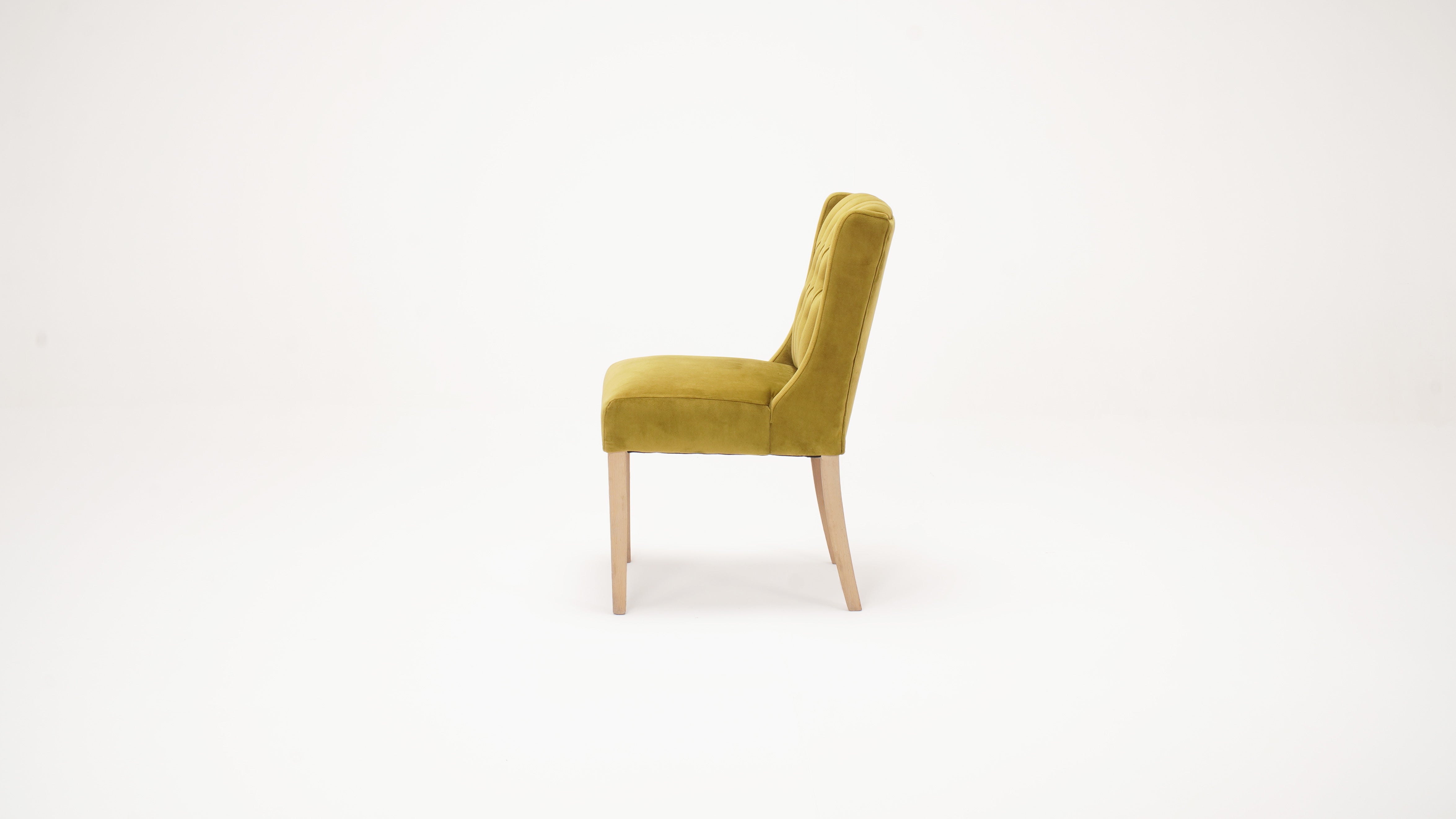 Boutiq Fabric Buttoned chair